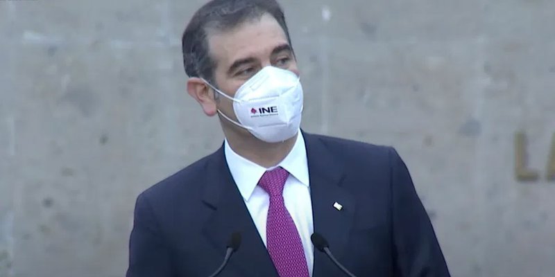 Córdova afirma que Corte tendrá la última palabra sobre sueldos de consejeros, tras críticas de AMLO