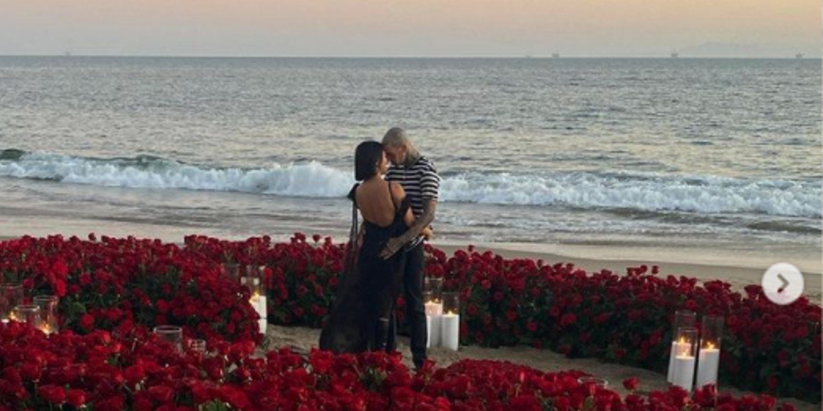 Kourtney Kardashian se compromete con Travis Barker, baterista de Blink-182