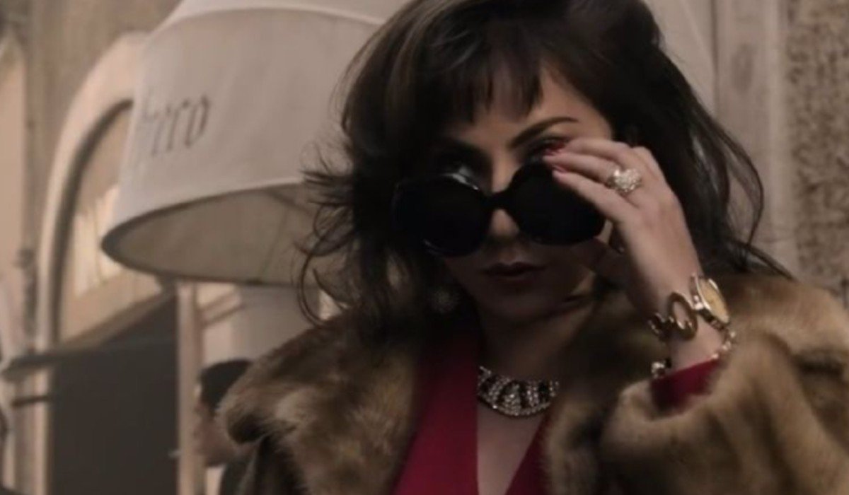 Lady Gaga aparece luciendo espectacular en nuevo tráiler de La casa Gucci