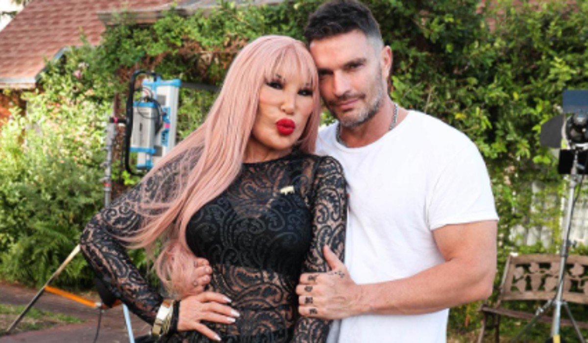 Rumoran romance entre Lyn May y Julián Gil; circulan fotos donde casi se besan