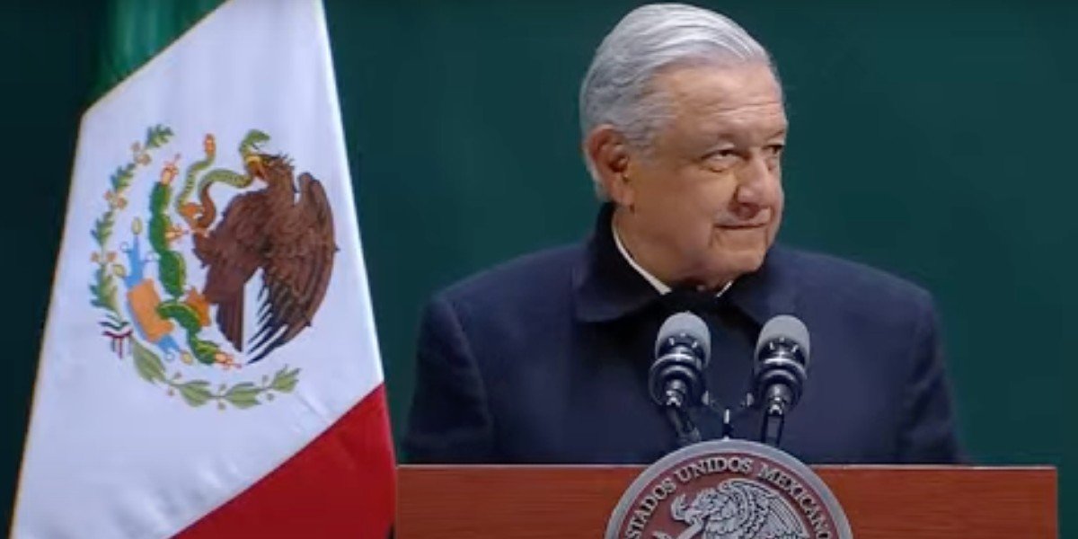 AMLO dice que no es obligatorio llevar cubrebocas a su evento en el Zócalo de CDMX