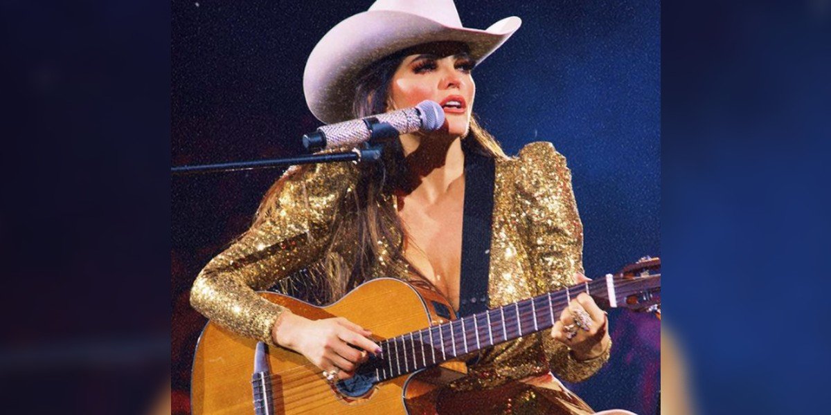 Ana Bárbara confiesa detalles de los momentos más difíciles de su vida