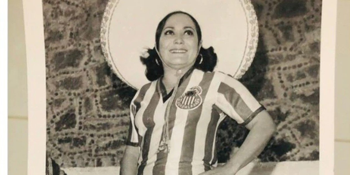 Carmen Salinas y su eterna afición a las Chivas del Guadalajara