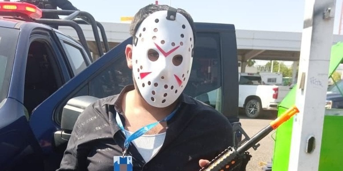 Detienen a 92 personas en Sinaloa por hacer apología del delito vestidas de ‘Jason’ y ‘El Juego del Calamar’