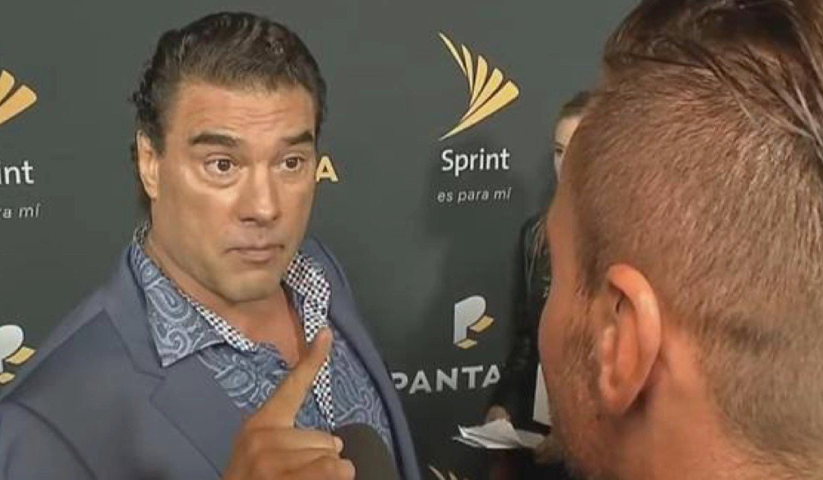 Eduardo Yáñez explota nuevamente contra la prensa (Video)