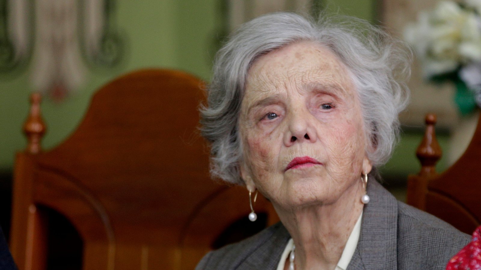 Asaltan casa de la escritora Elena Poniatowska en CDMX