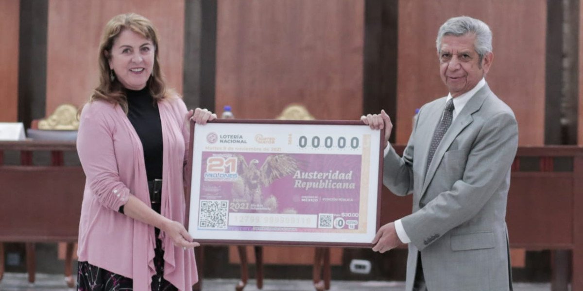 SFP y Lotería Nacional lanzan billete conmemorativo del 2do aniversario de La Ley de Austeridad Republicana