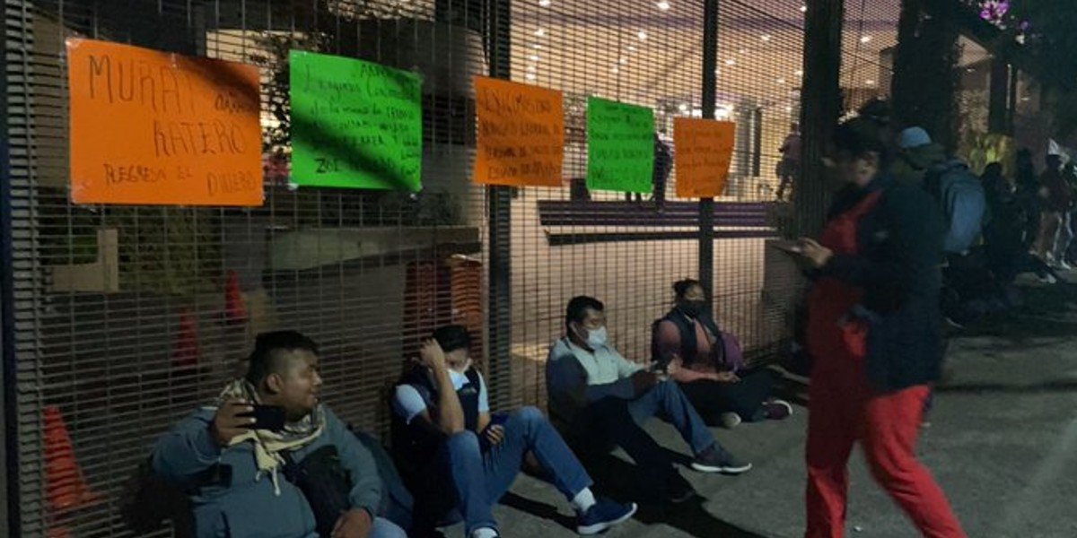 Salud niega tener conocimiento del acuerdo con trabajadores que tomaron el Insabi