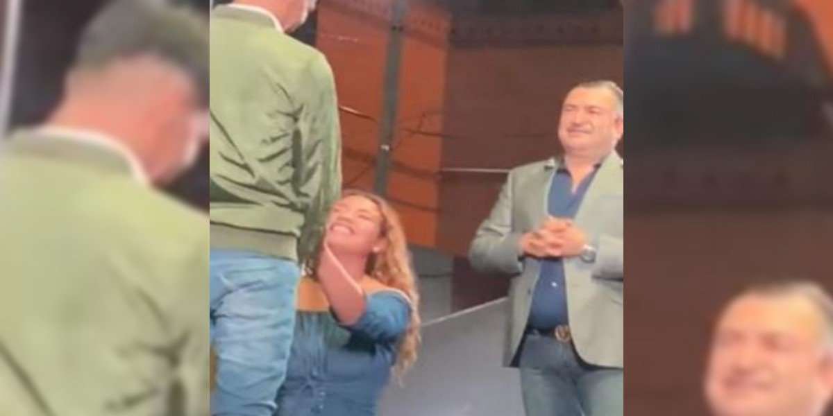 Mujer pide matrimonio a su novio en concierto de Conjunto Primavera y se hace viral