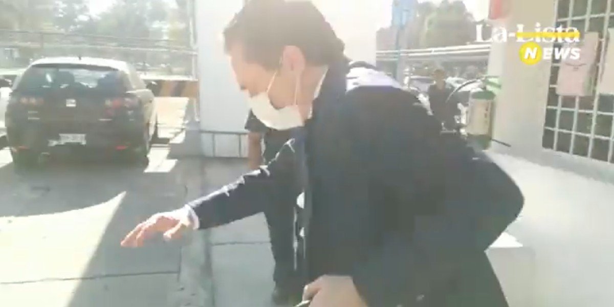 Lozoya sufre tropiezo al llegar a su audiencia en Reclusorio Norte
