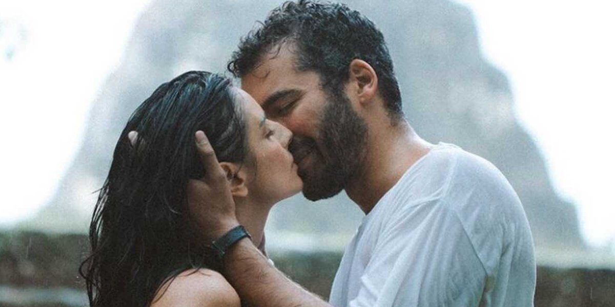 Aislinn Derbez presenta a su nueva pareja: Jonathan Kubben