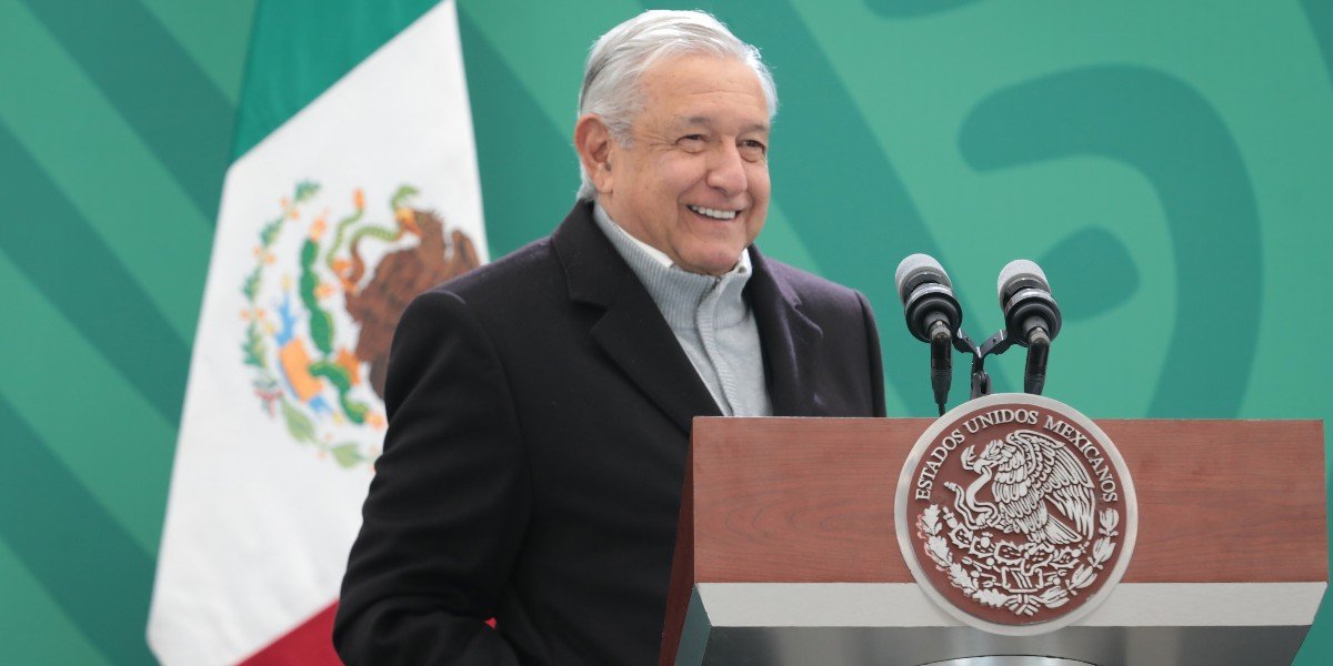 Presidencia presume resultados de encuestas sobre aprobación de AMLO