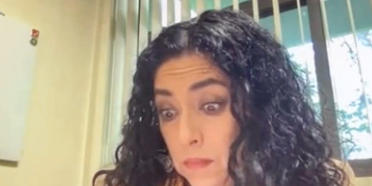 'No soy la señora del Vips', maestra estalla contra alumnos por llamarla 'miss'