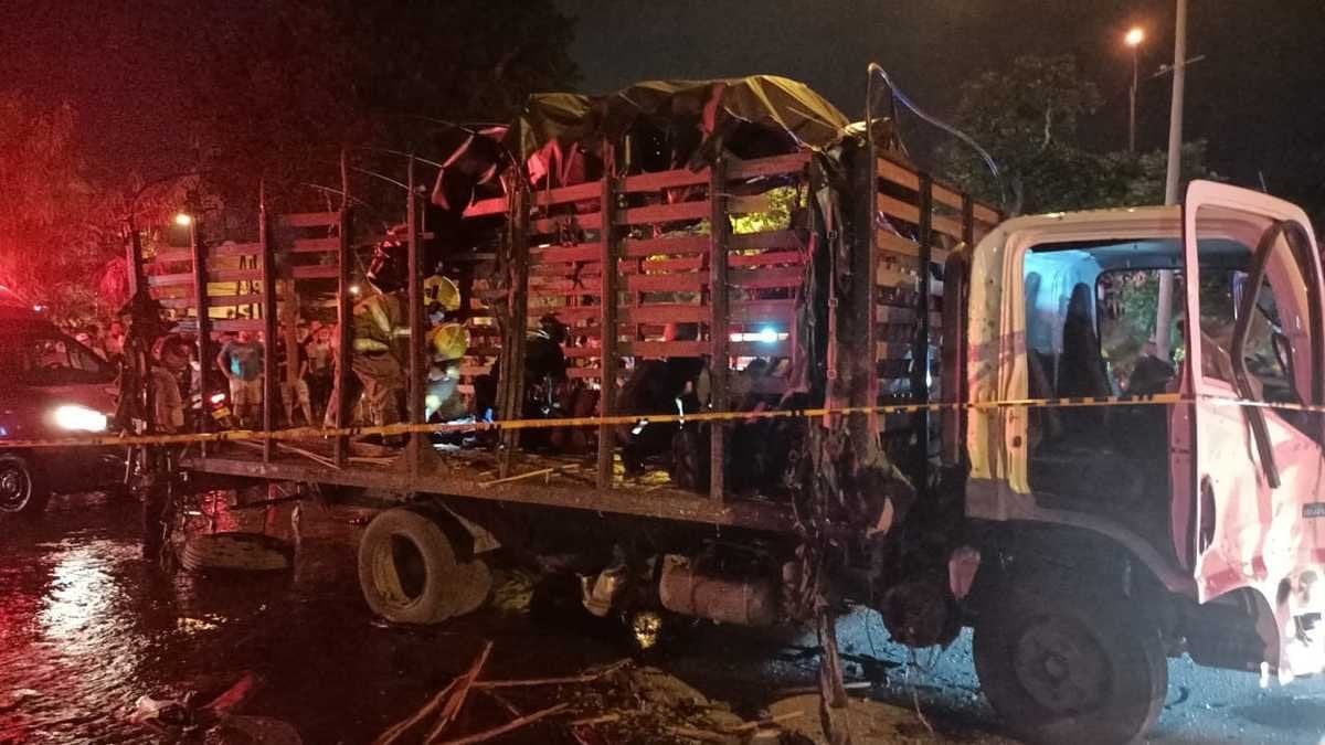 Ataque con explosivos en Colombia deja 11 policías lesionados; condena Duque terrorismo