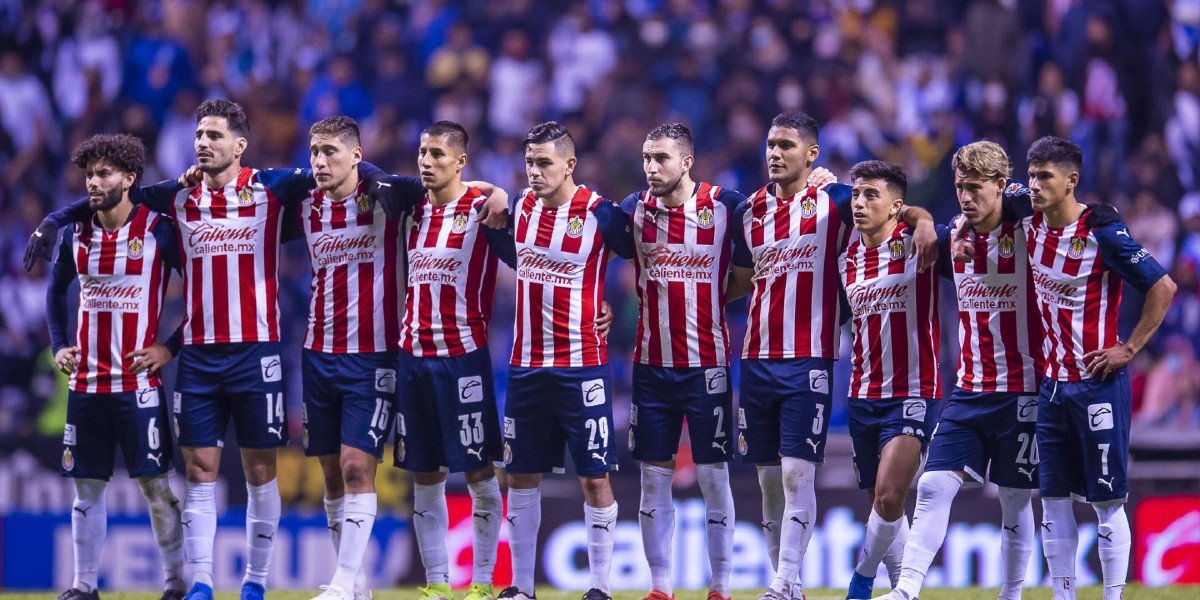 Chivas revela que tres jugadores dieron positivo a COVID-19 previo al Clausura 2022