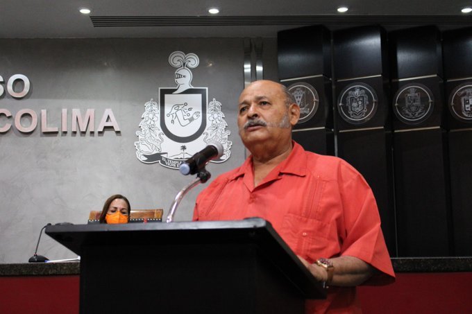 Diputado local de Colima es criticado por usar lenguaje homofóbico durante su intervención ante el pleno