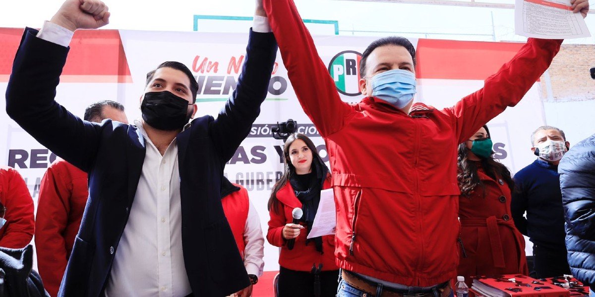 PRI registra a Esteban Villegas como precandidato de la alianza opositora en Durango