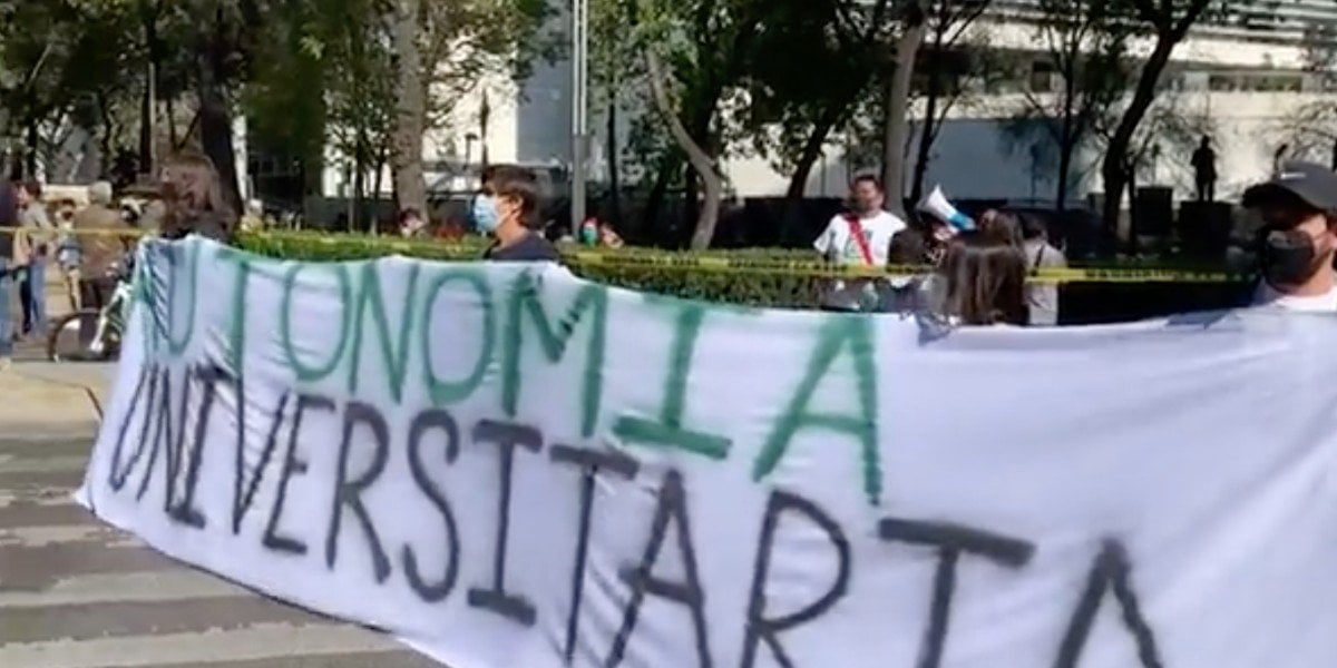 ¿Qué pidió la comunidad del CIDE a los diputados para superar su conflicto?