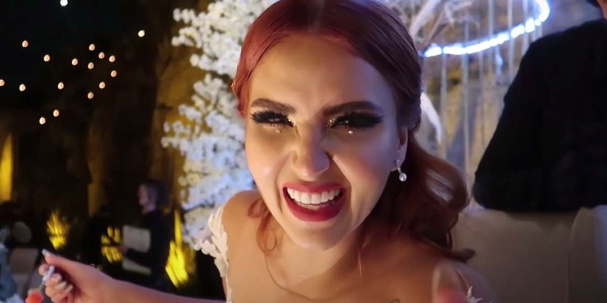 Influencer sorprende al bailar con su papá trends de TikTok en su boda; se hace viral