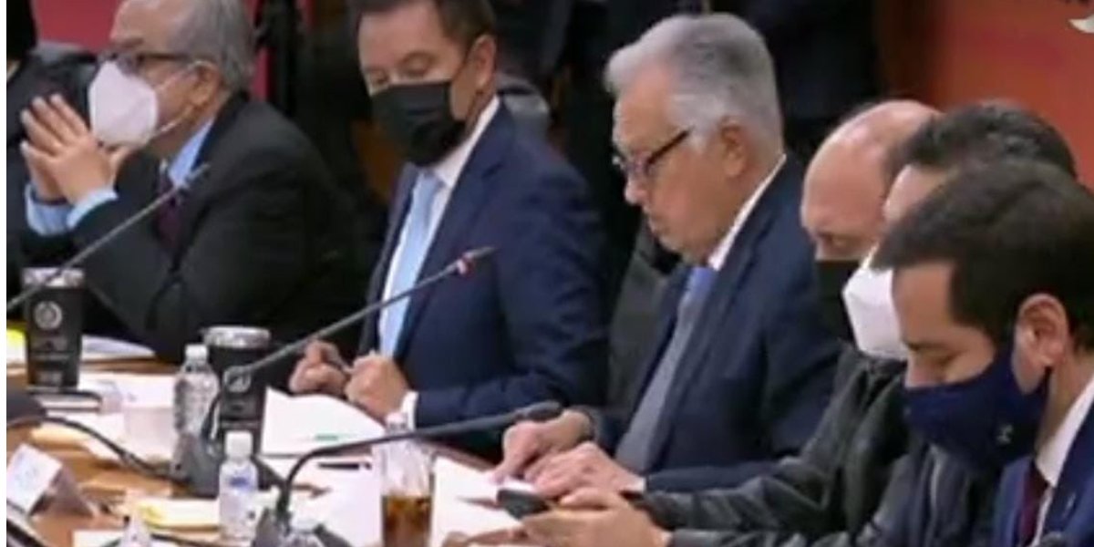 Día 3 Parlamento Abierto; empresarios apuestan por subastas mientras Bartlett rechaza “acuerdo legal”