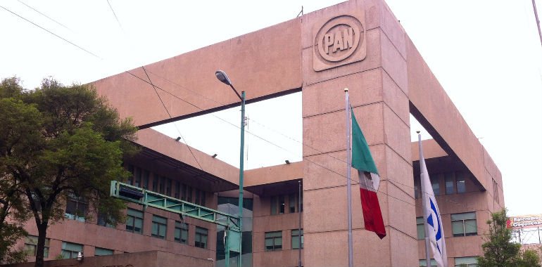 Reforma eléctrica será prueba de fuego para la unidad del PAN