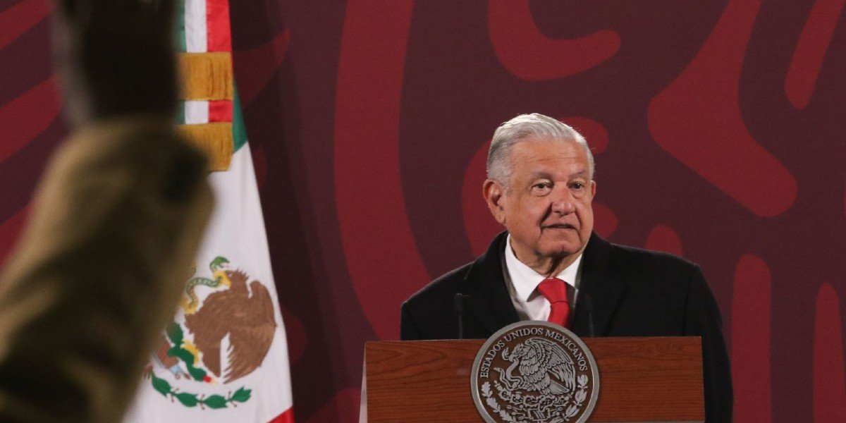 AMLO propone crear fondo para periodistas que ganan poco
