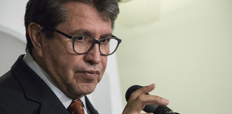 AMLO no excluye a Ricardo Monreal entre presidenciables de Morena