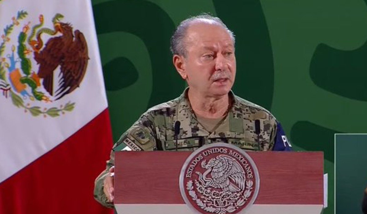Muy difícil meter a la cárcel a marinos que venden uniformes a  delincuencia: Marina - Político MX