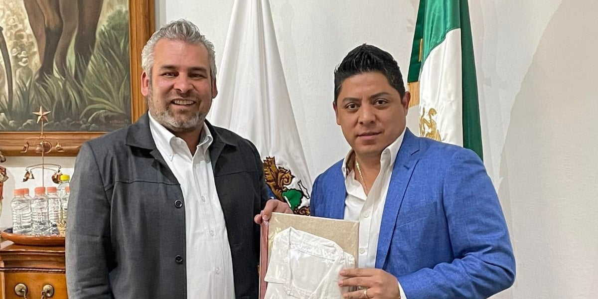 Ricardo Cardona agradece invitación de Bedolla a Michoacán para afianzar relación con SLP