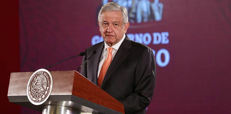 AMLO celebra que Francisco Cervantes sea el nuevo dirigente del CCE