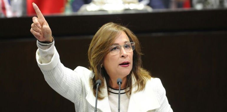 AMLO asegura que Rocío Nahle aún puede buscar gubernatura de Veracruz