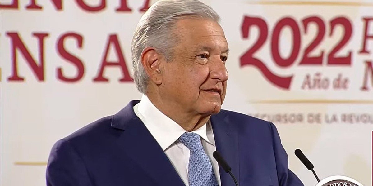 AMLO reporta déficit de más de 154 mil médicos especialistas en México
