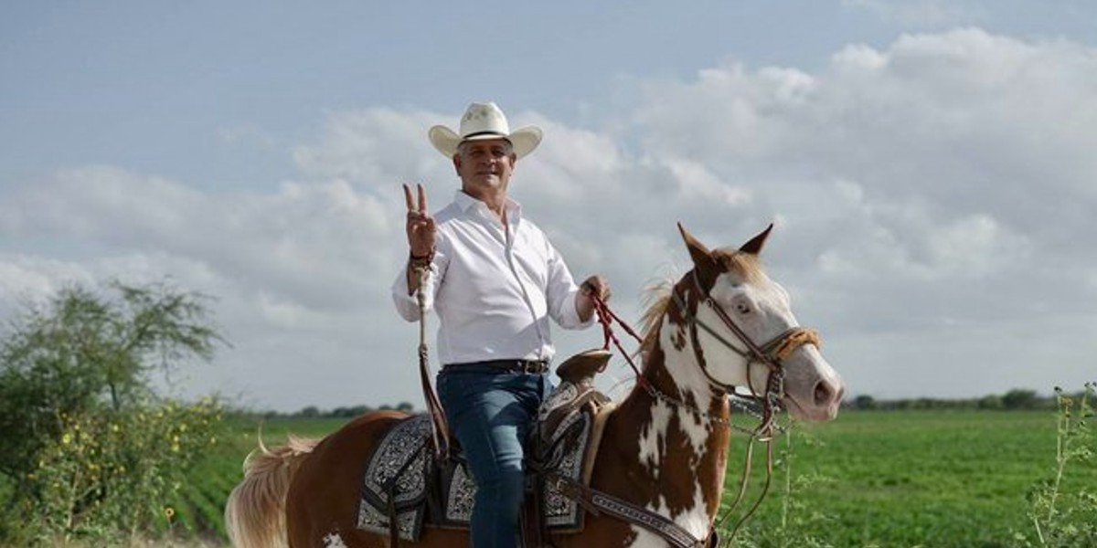 Elecciones 2022: candidato MC en Tamaulipas Arturo Díez ironiza con meme de segunda cita para Américo Villarreal