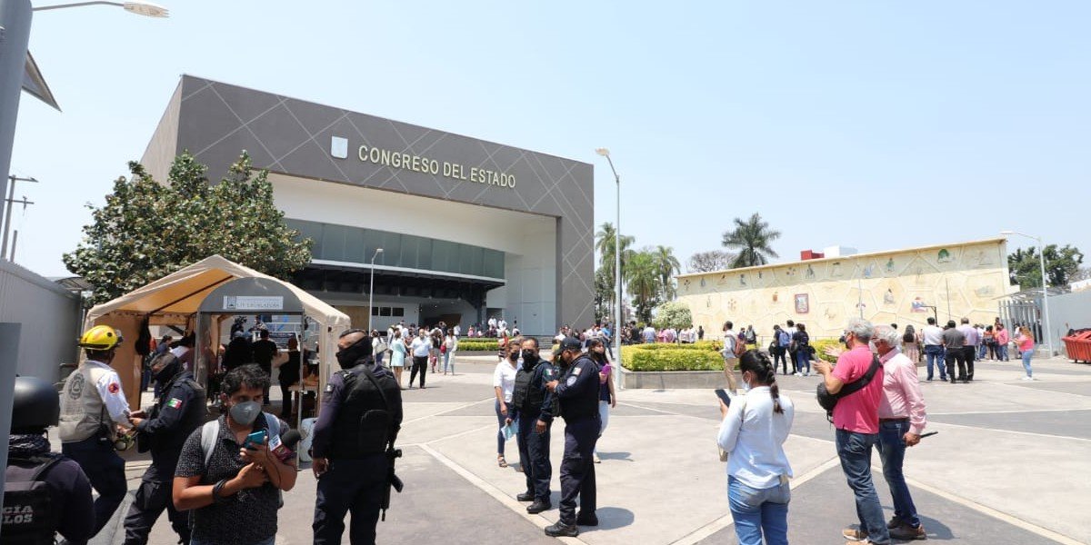 Congreso de Morelos fue desalojado por amenaza de bomba