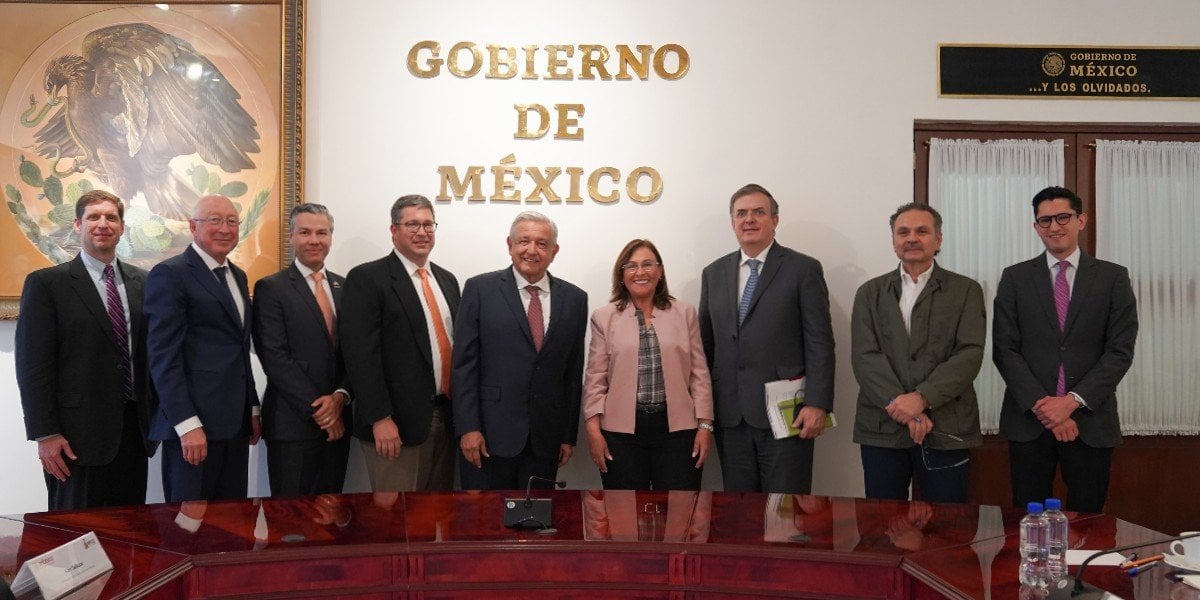 Ken Salazar anuncia reuniones con AMLO para revisar que haya trato justo a inversiones y empresas de EUA
