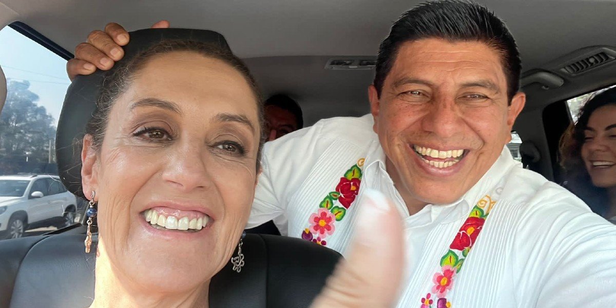 Sheinbaum arriba a Oaxaca para apoyar a Salomón Jara y así la reciben: “¡presidenta, presidenta!”.