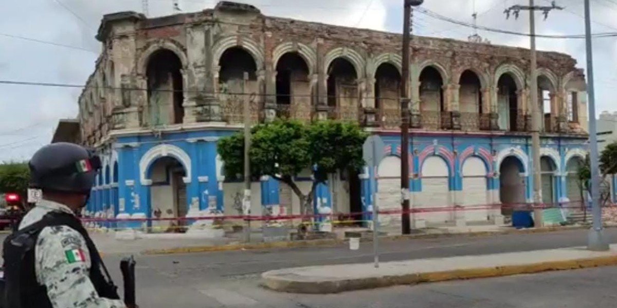 Sismo en Oaxaca provoca que una barda de Salina Cruz cayera y un incendió en una refinería
