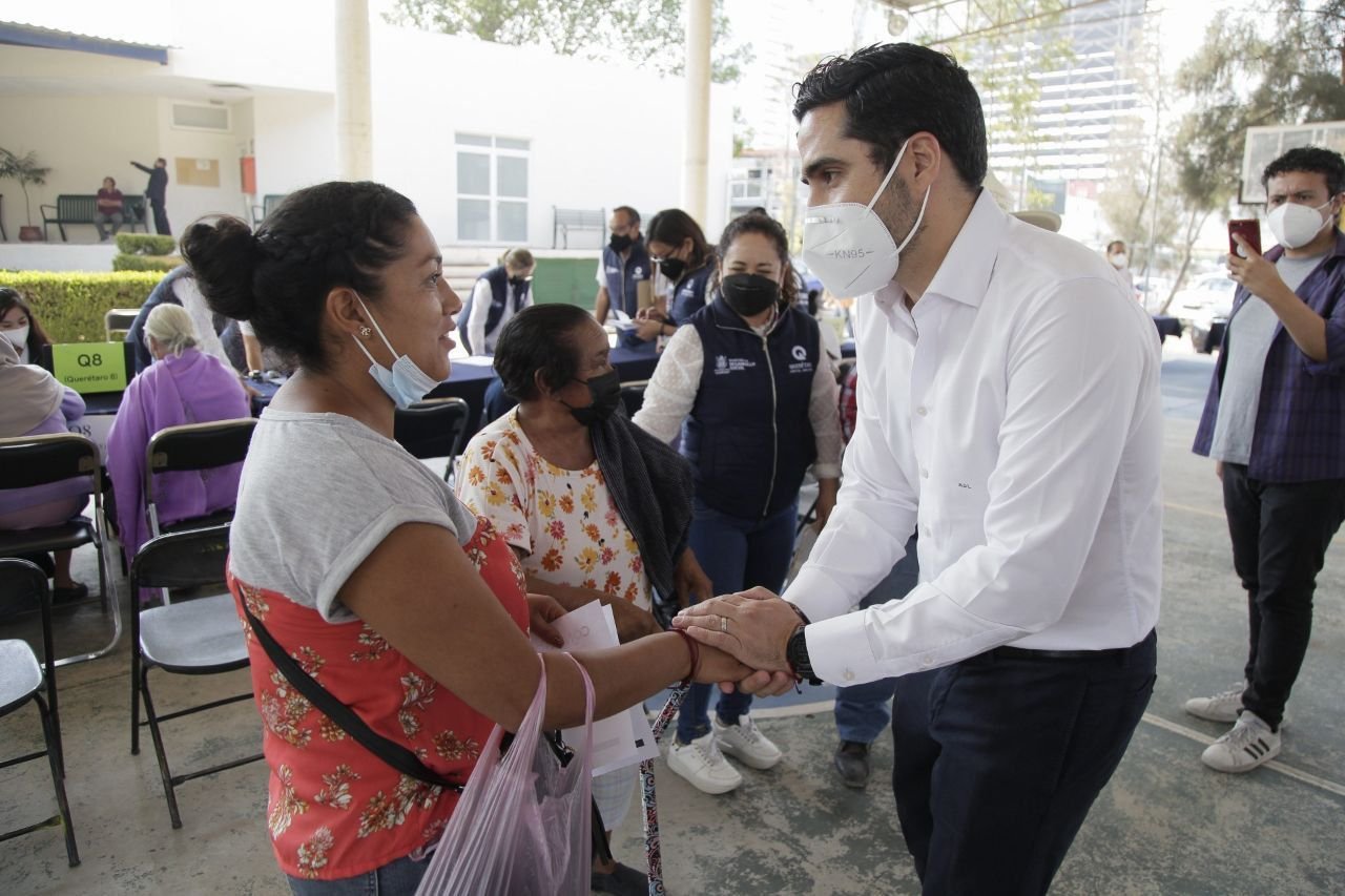 Agustín Dorantes Lámbarri asegura que gobierno de Querétaro garantiza alimentación integral para todos