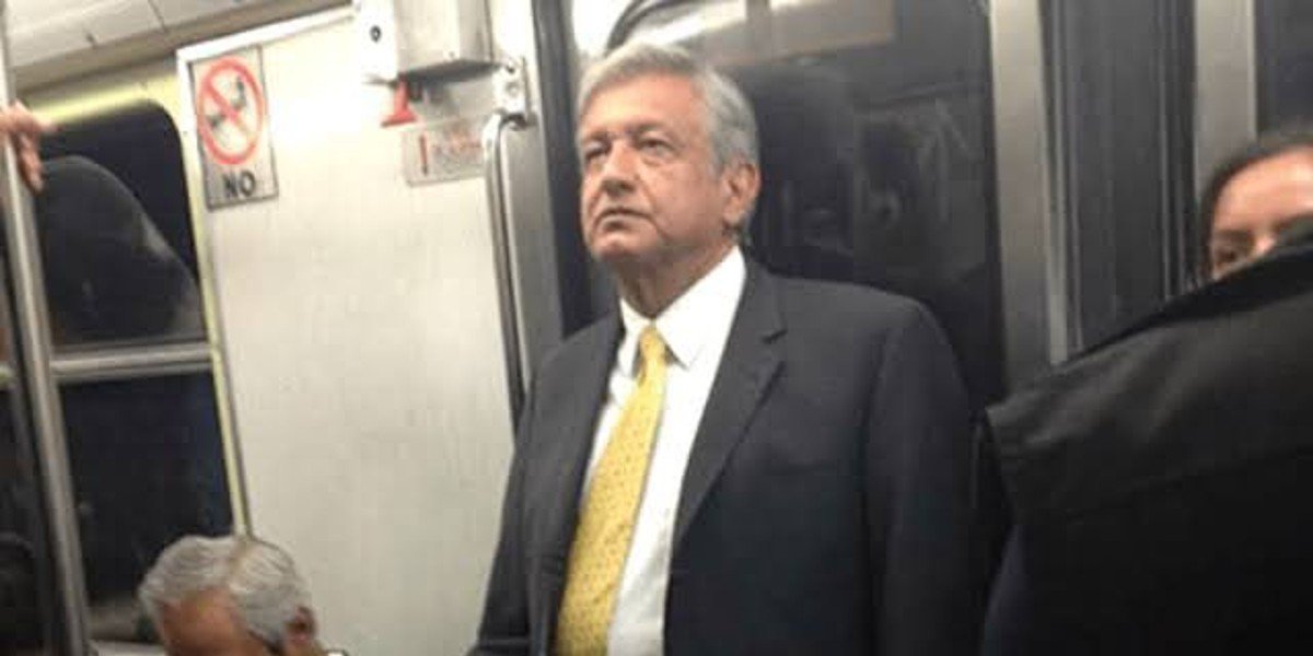Morena presume a AMLO en Metro y le llueven críticas: ‘próxima estación, Esperanza’