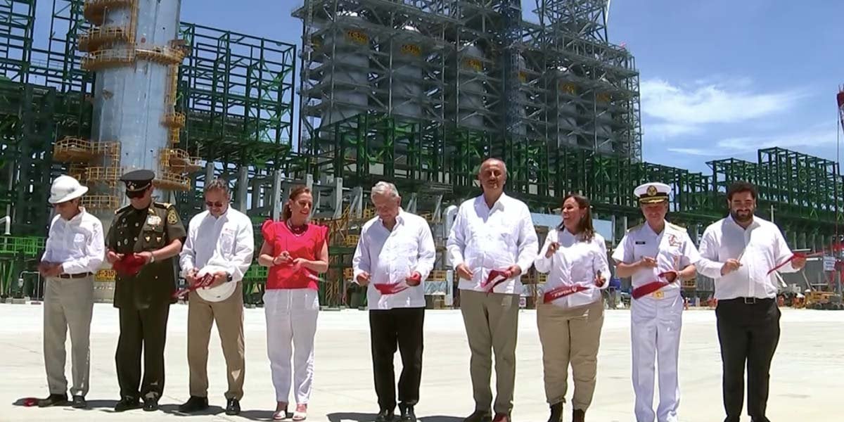 AMLO corta listón de primera etapa de la refinería de Dos Bocas, Tabasco