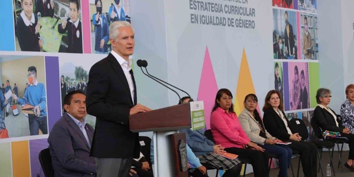 Alfredo del Mazo echa a andar estrategia de igualdad de género en escuelas de Edomex