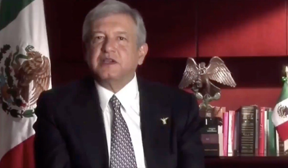 Reviven en redes al 'AMLO del pasado' que estaba en contra de militarizar al país