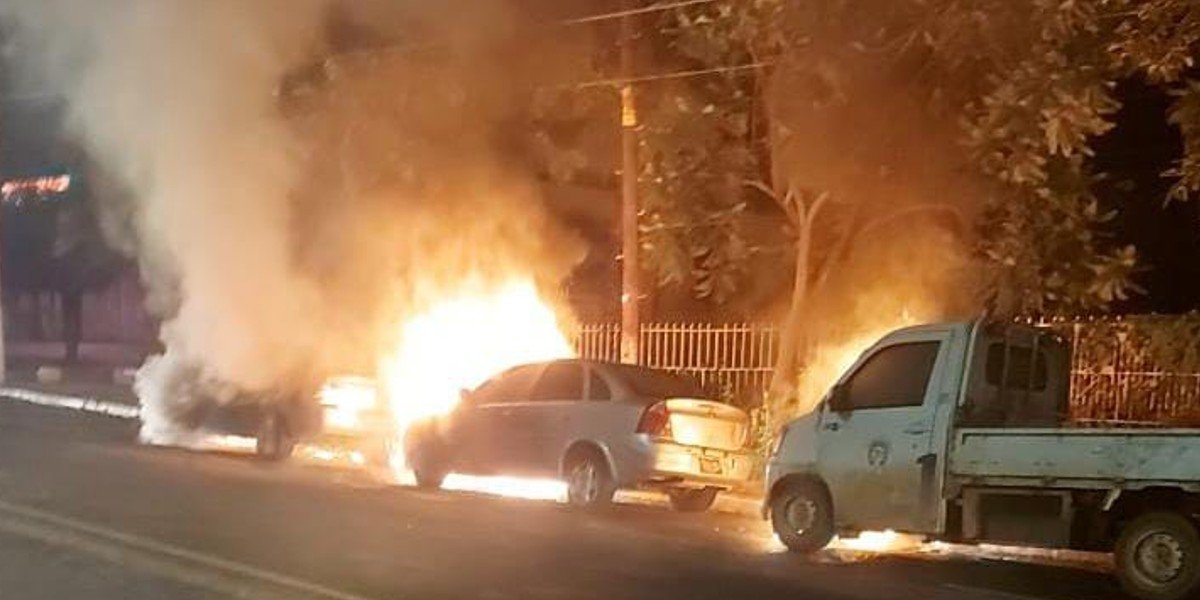 Violencia en Colima: Gobernadora reporta detenidos por quema de vehículos