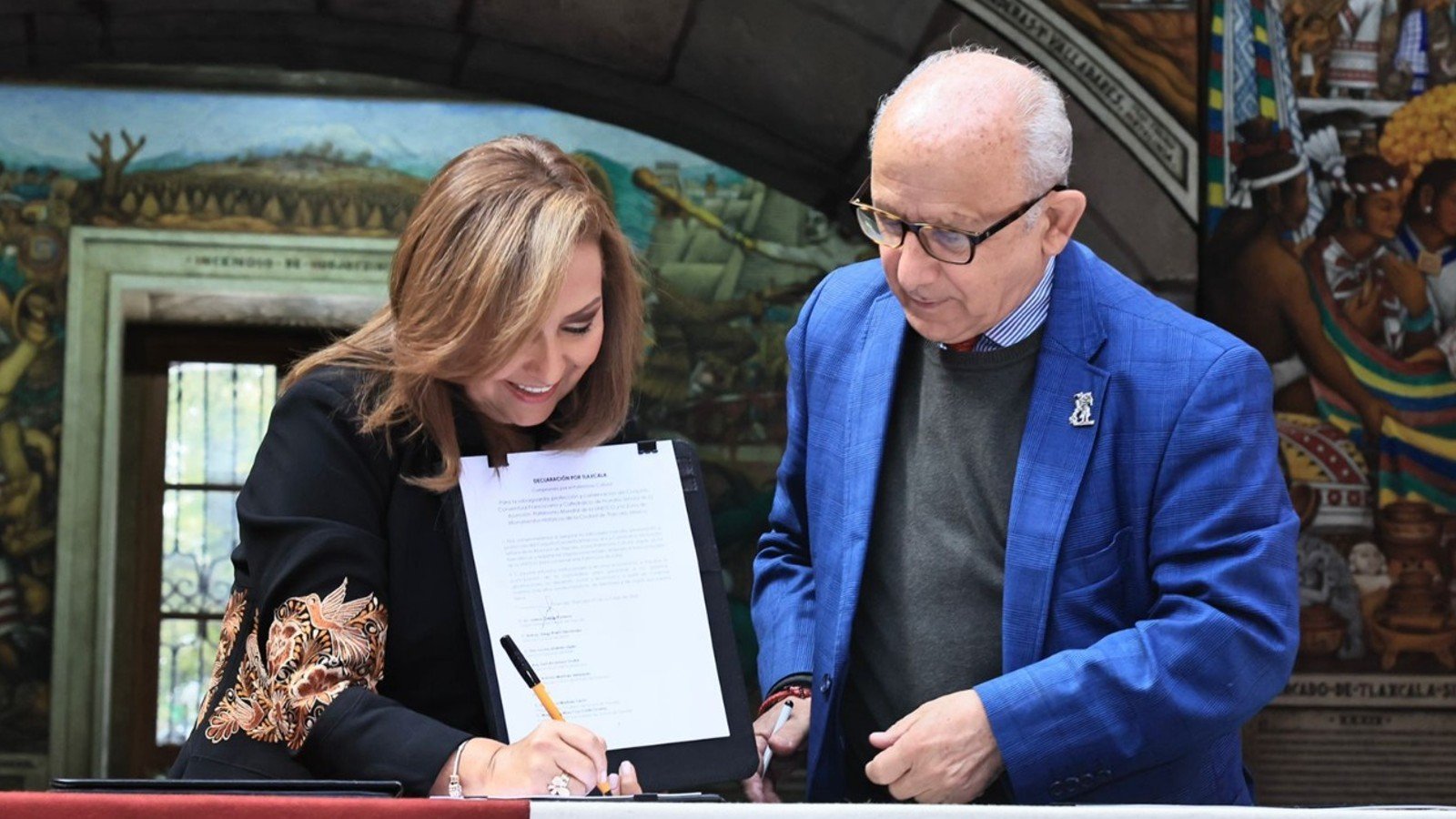 Lorena Cuéllar y Unesco firman declaratoria para salvaguardar patrimonio cultural de Tlaxcala