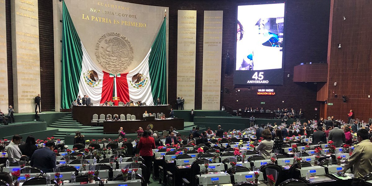 Morena logra acuerdo para dialogar con empresas de EUA sobre reforma eléctrica