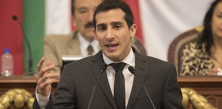 Rommel Pacheco propone mecanismos para salud mental y evitar suicidios en menores