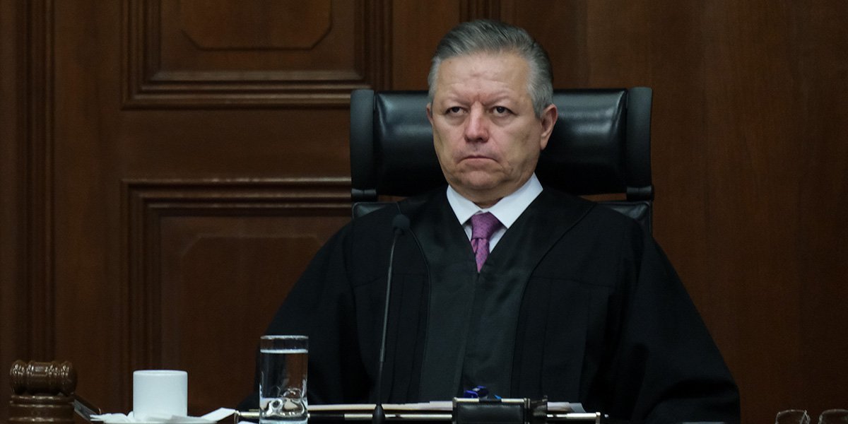 SCJN avala que los padres en CDMX elijan el orden de los apellidos en el Registro Civil de sus hijos