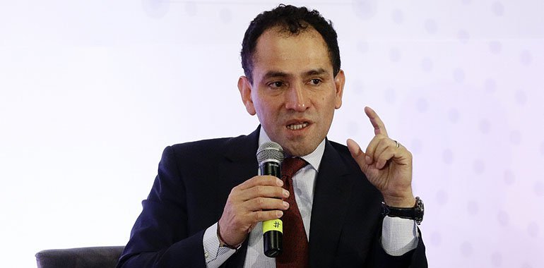 Monreal confirma que AMLO retiró desde agosto la propuesta de Arturo Herrera como gobernador de Banxico
