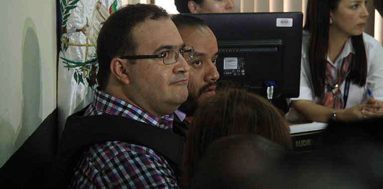 Juez rechaza amparo a Javier Duarte contra orden de aprehensión por desaparición forzada