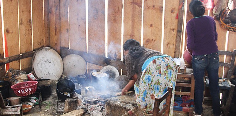 Pobreza en Puebla alcanza a 62% de personas debido a la pandemia de COVID-19